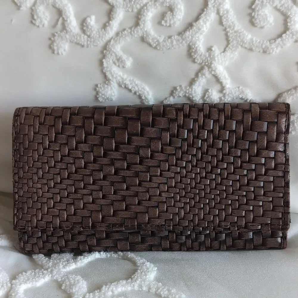 Patricia Nash Italian Antique Brown 🤎 Basket Weave Design Trifold Wallet- Rare